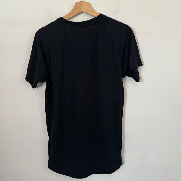 Black Puma Keep You Dry Tee Shirt with Gray Logo Graphic Top Size Mens Small - Picture 6 of 6